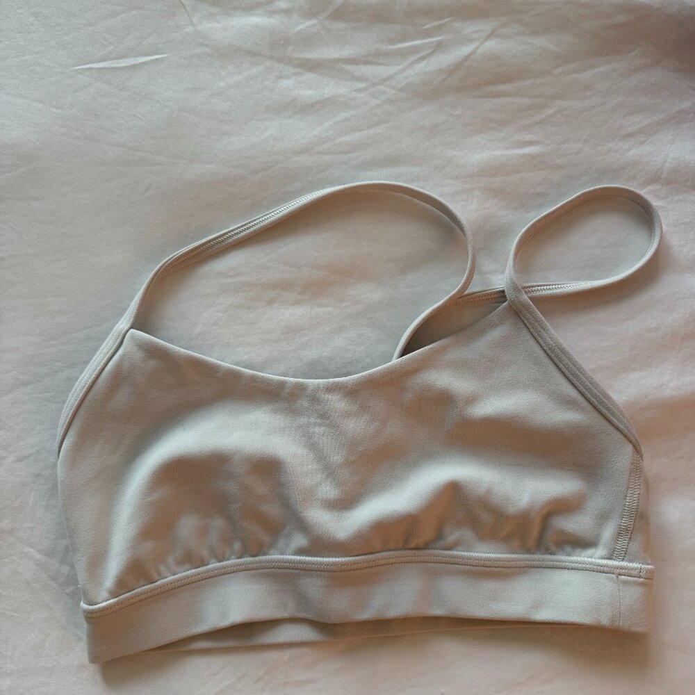 Flow Y Bra Nulu Light Support, A–C Cups Size 4